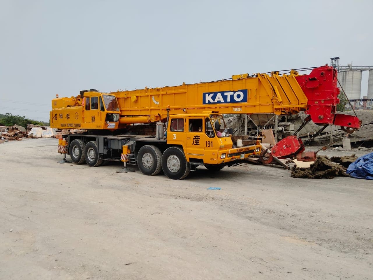 Kato mobile crane at a project site